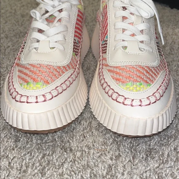 Dolce Vita Denae Stitch Chunky Platform Sneakers Lace Up Tennis Shoes 8 NWOT - Picture 5 of 10